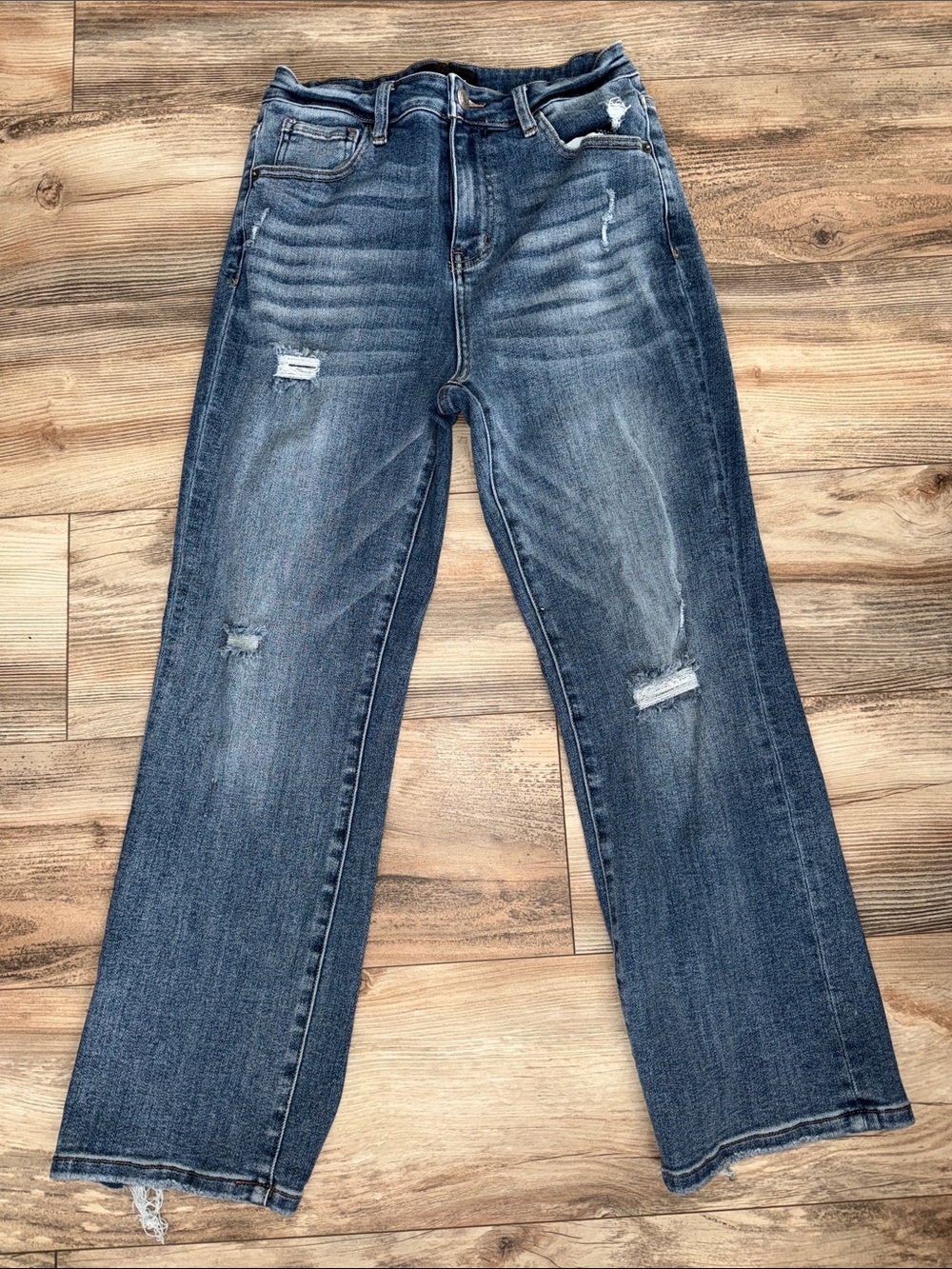 Women's Straight Leg Jeans in Faded Blue with Distressed Detail